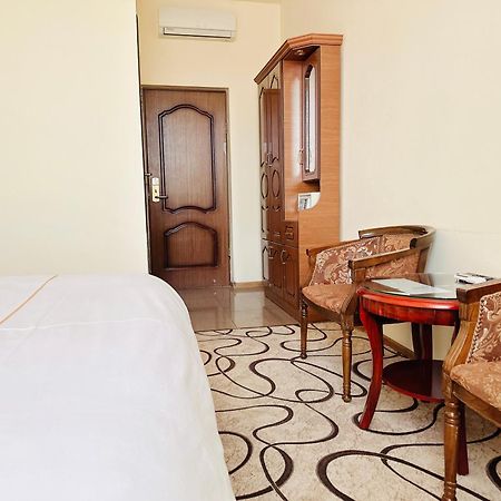 Sd Hotel Jerevan Eksteriør billede