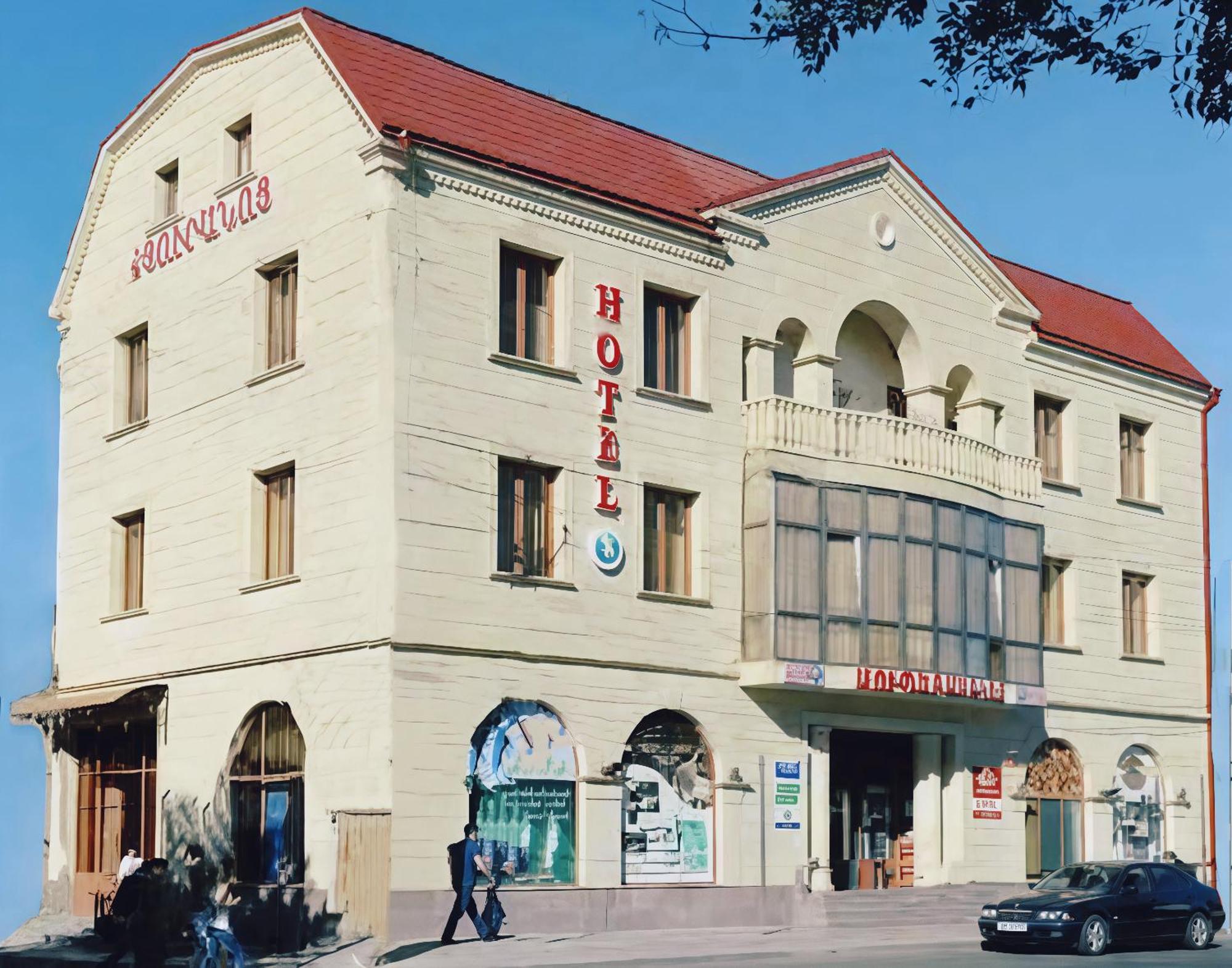 Sd Hotel Jerevan Eksteriør billede