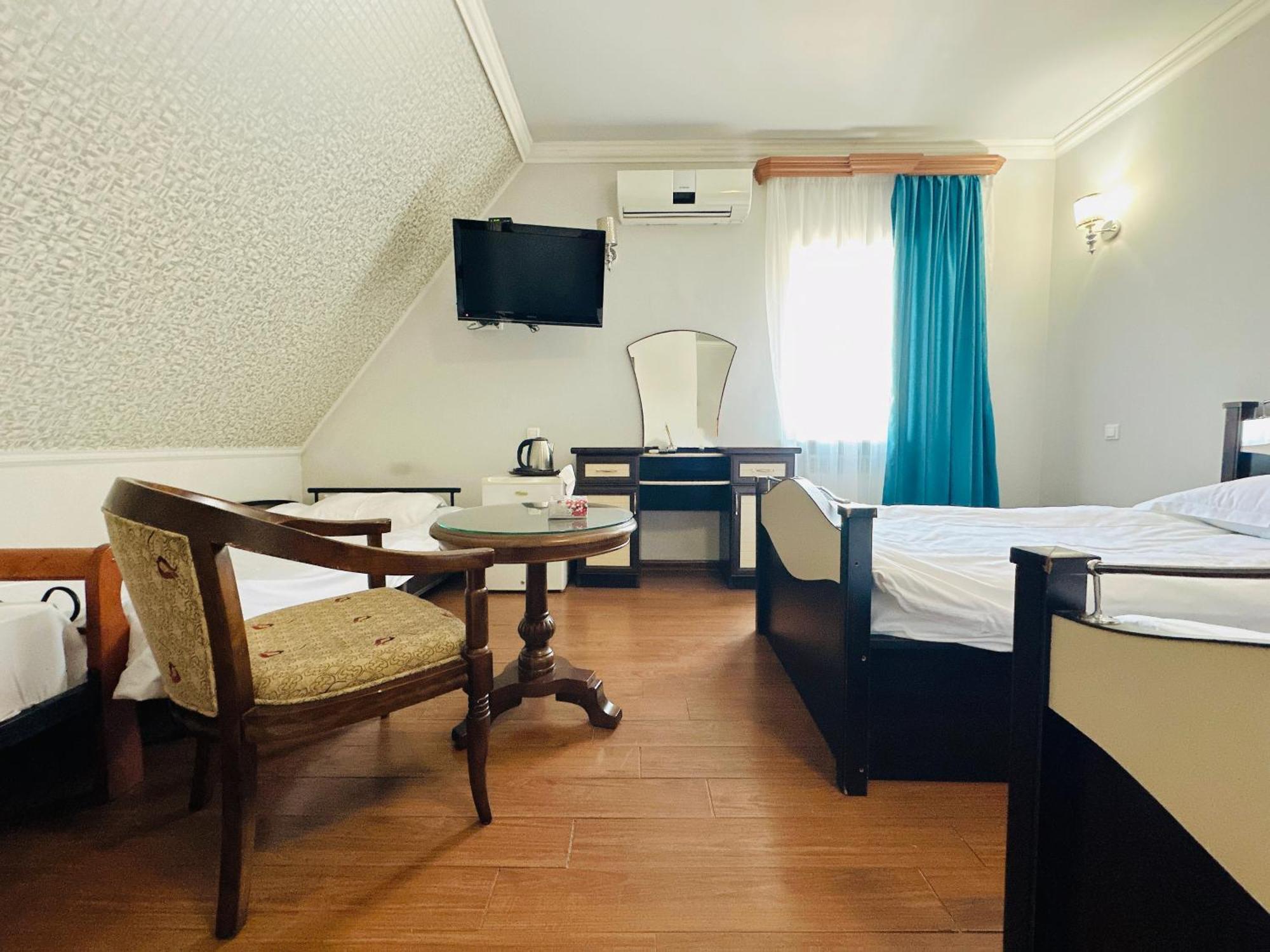 Sd Hotel Jerevan Eksteriør billede